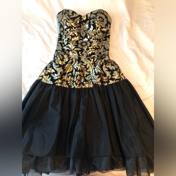 Cocktail Dress - Picture 1 of 1